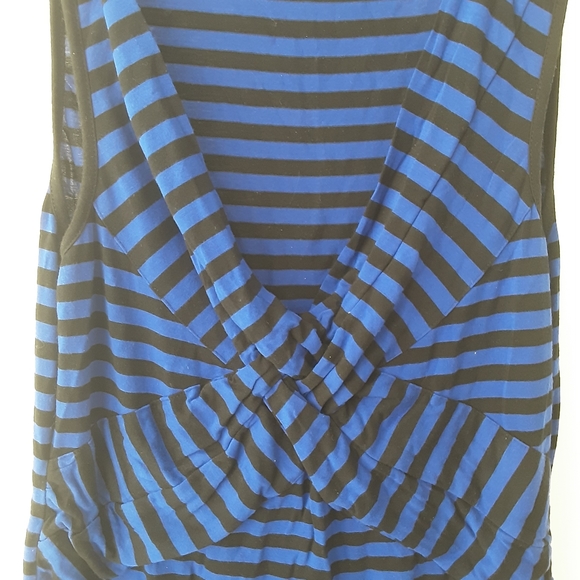 Tank top - Picture 2 of 3